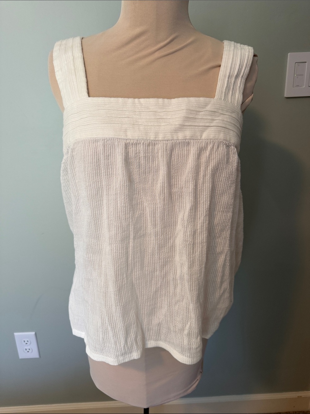 Faherty White Textured Square-Neck Tank